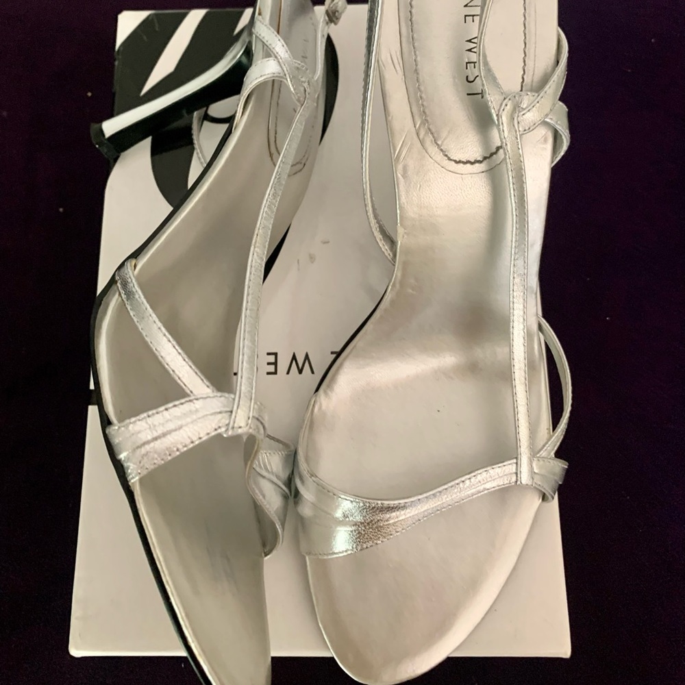 Nine West Silver Sandals/Evening Shoes - Picture 5 of 6